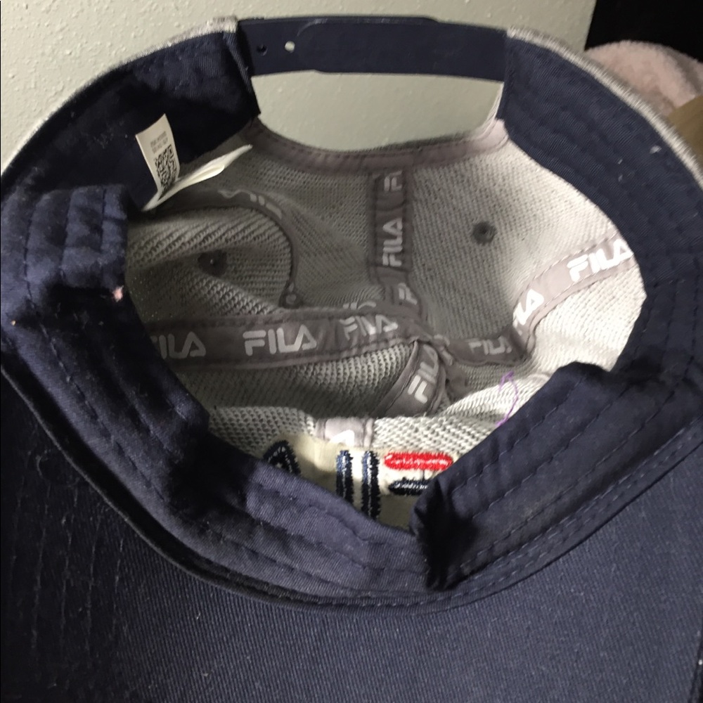 FILA hat - Picture 2 of 2